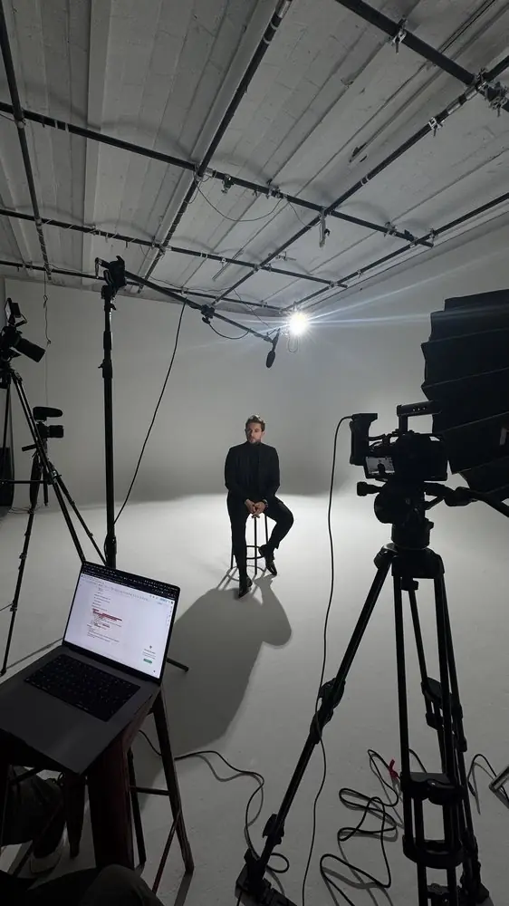 Lighting rig and direction on set